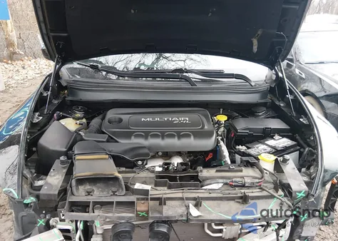 2018 Jeep Cherokee Latitude Fwd from USA, damaged, VIN 1C4PJLCB2JD556492